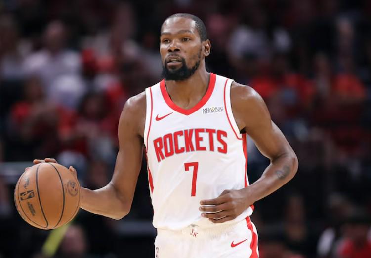 与休斯顿火, 约金额比他 与休斯顿火, 约金额比他